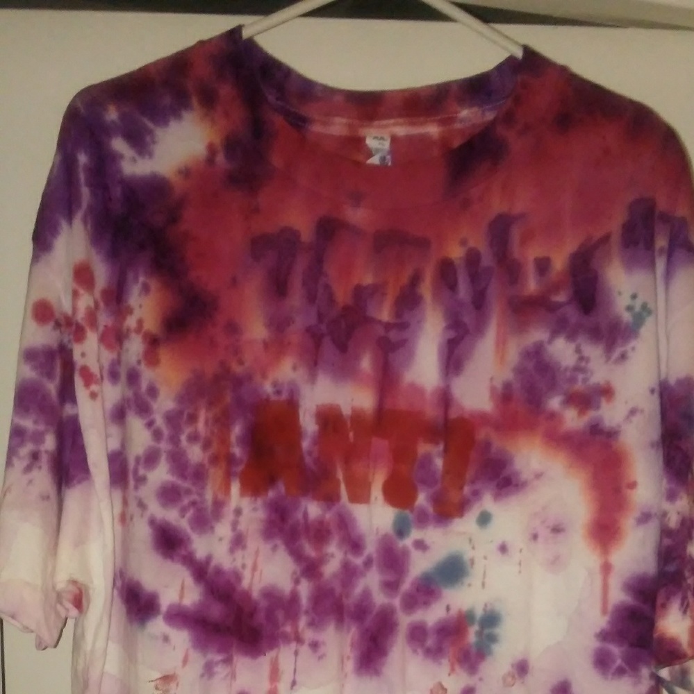 Designer and tie tie dye t-shirt